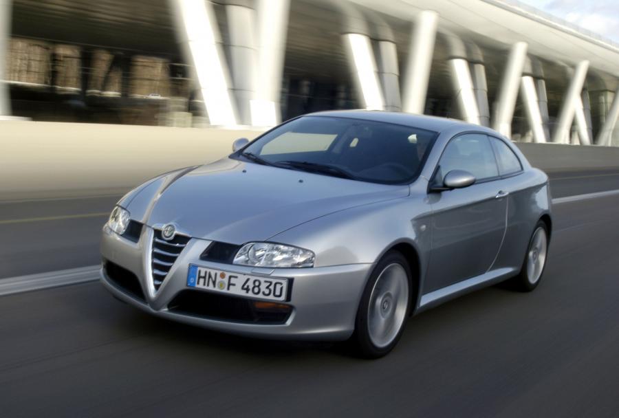  Alfa Romeo GT (937C) 2003 года  (WW) (фото 19 из 53)